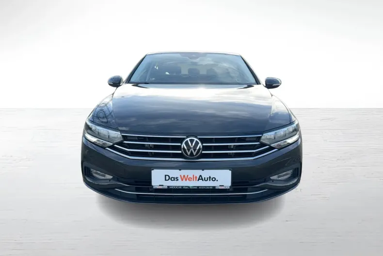 Volkswagen Passat din 2021 cu 104.593 km - oferta VOL153654 - foto 8