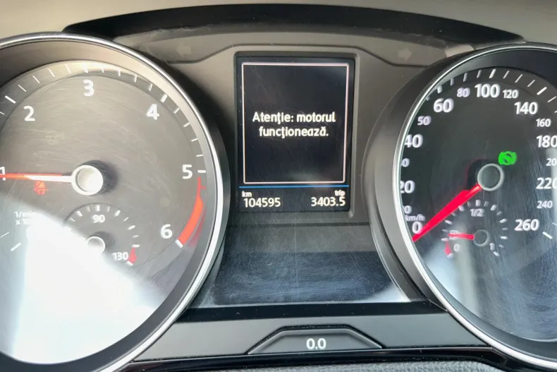 Volkswagen Passat din 2021 cu 104.593 km - oferta VOL153654 - foto 10