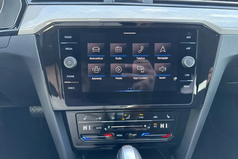 Volkswagen Passat din 2021 cu 104.593 km - oferta VOL153654 - foto 21