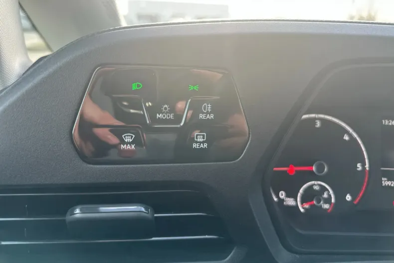 Volkswagen Caddy din 2021 cu 59.925 km - oferta VOL153655 - foto 14