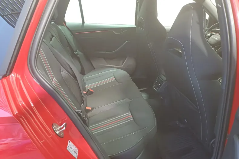 Skoda Kamiq din 2025 cu 3.745 km - oferta SKO153658 - foto 29