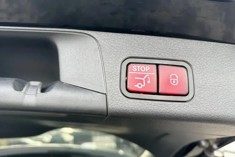 Mercedes-Benz GLB din 2024 cu 10.552 km - oferta MER153662 - foto 23