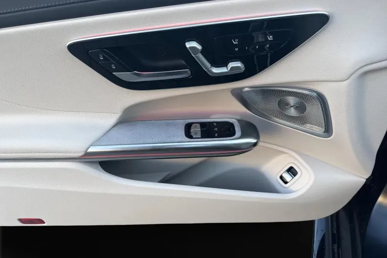 Mercedes-Benz CLE din 2025 cu 6.217 km - oferta MER153663 - foto 12