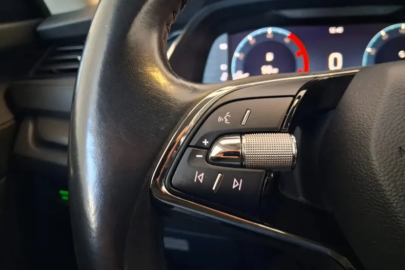 Skoda Octavia din 2020 cu 42.628 km - oferta SKO153666 - foto 19