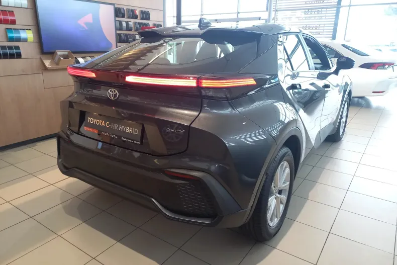 Toyota C-HR din 2025 cu 5.050 km - oferta TOY153672 - foto 7