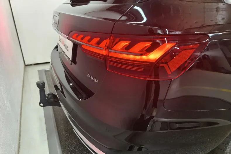 Audi A4 din 2021 cu 175.000 km - oferta AUD153673 - foto 8