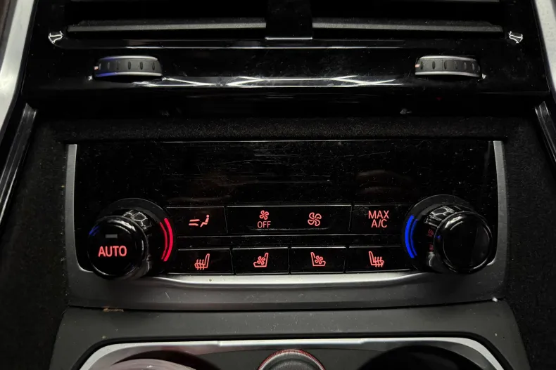 BMW Seria 7 din 2019 cu 175.000 km - oferta BMW153681 - foto 19