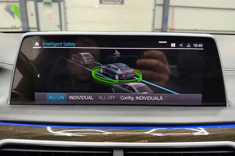 BMW Seria 7 din 2019 cu 175.000 km - oferta BMW153681 - foto 23