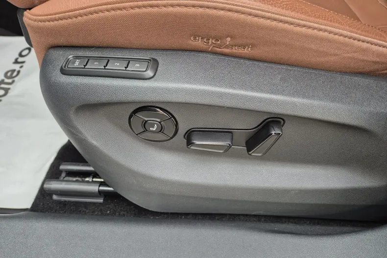 Skoda Kodiaq din 2024 cu 24.674 km - oferta SKO153684 - foto 11