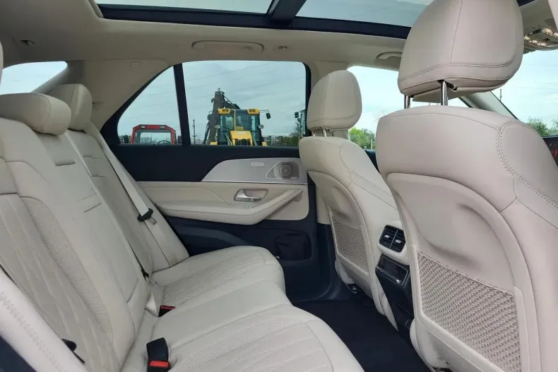 Mercedes-Benz GLE din 2024 cu 4.498 km - oferta MER153694 - foto 12