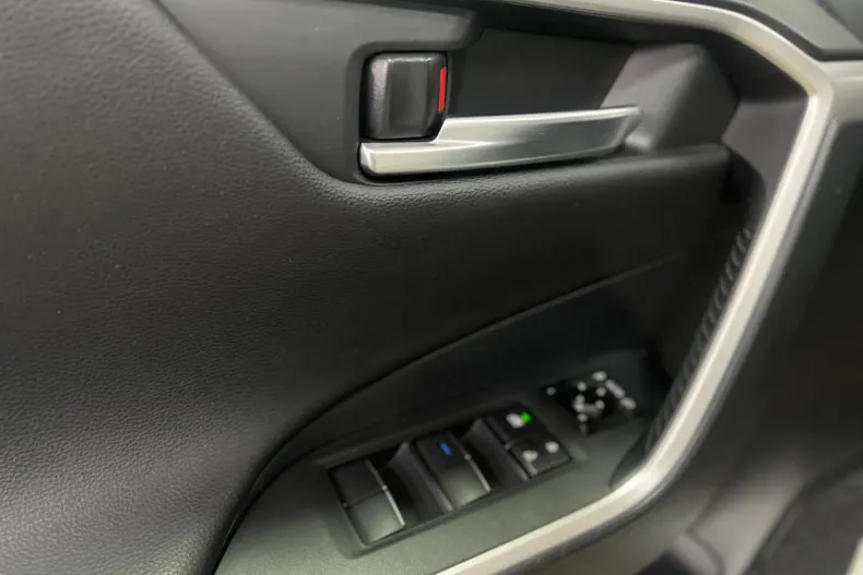 Toyota RAV4 din 2019 cu 124.900 km - oferta TOY153695 - foto 23