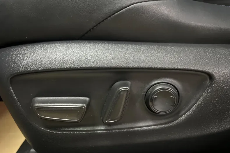 Toyota RAV4 din 2019 cu 124.900 km - oferta TOY153695 - foto 24