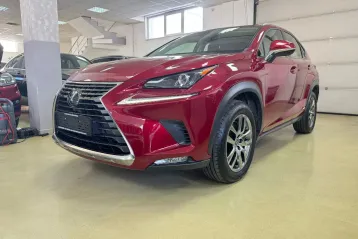Lexus Seria NX din 2020 - oferta LEX153696