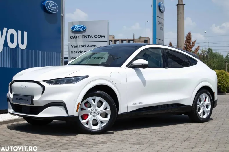 Ford Mustang Mach-E din 2023 cu 2 km - oferta FOR153702 - foto 1