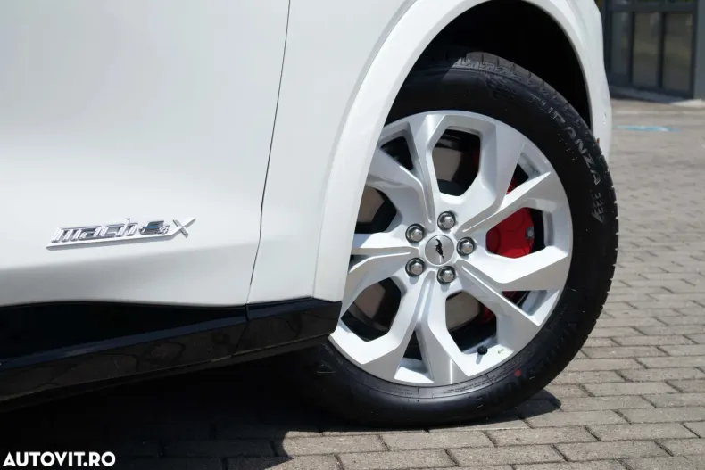 Ford Mustang Mach-E din 2023 cu 2 km - oferta FOR153702 - foto 11