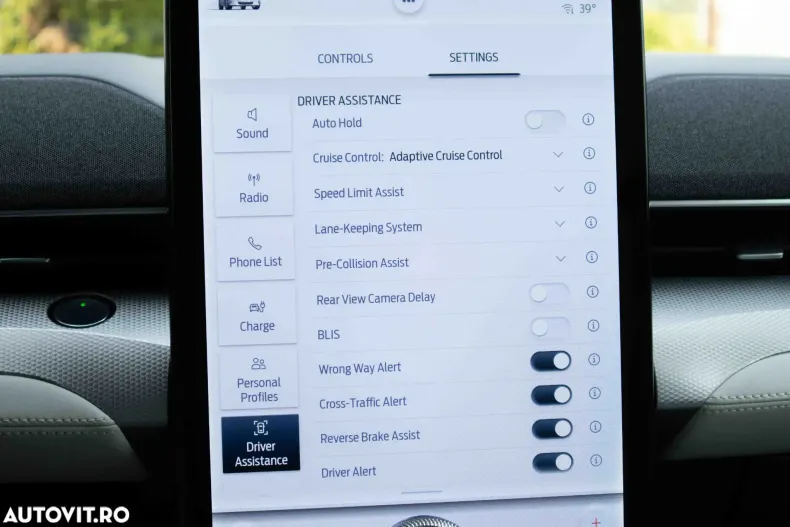 Ford Mustang Mach-E din 2023 cu 2 km - oferta FOR153702 - foto 24