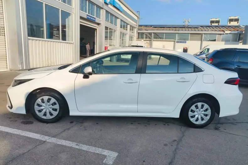 Toyota Corolla din 2020 cu 63.013 km - oferta TOY153706 - foto 7