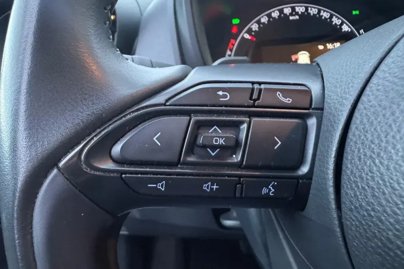 Toyota Aygo (X) din 2022 cu 22.500 km - oferta TOY153709 - foto 16