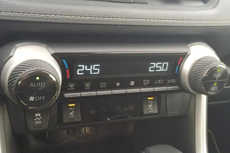 Toyota RAV4 din 2022 cu 24.950 km - oferta TOY153713 - foto 19