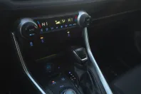 Toyota RAV4 din 2020 cu 52.254 km - oferta TOY153715 - foto 20