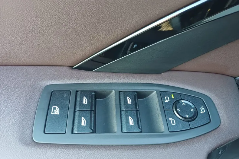 BMW X1 din 2023 cu 30.100 km - oferta BMW153716 - foto 12