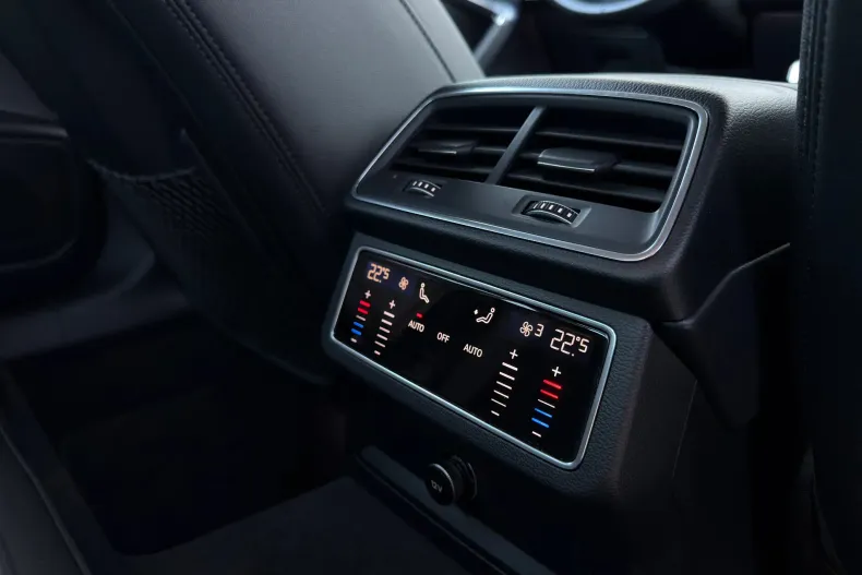 Audi A6 din 2021 cu 85.873 km - oferta AUD153720 - foto 30