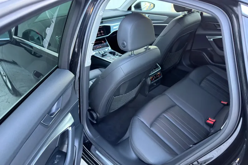 Audi A6 din 2021 cu 85.873 km - oferta AUD153720 - foto 31