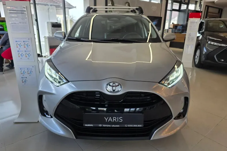 Toyota Yaris din 2025 cu 10 km - oferta TOY153721 - foto 1