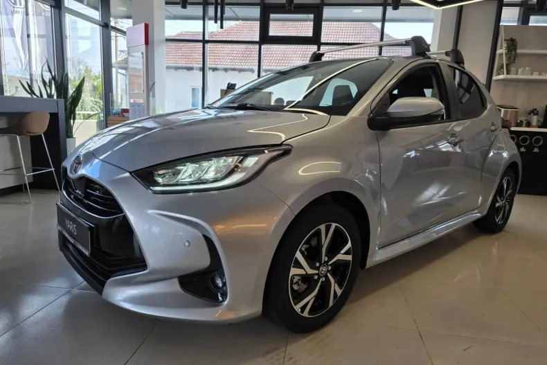 Toyota Yaris din 2025 cu 10 km - oferta TOY153721 - foto 2