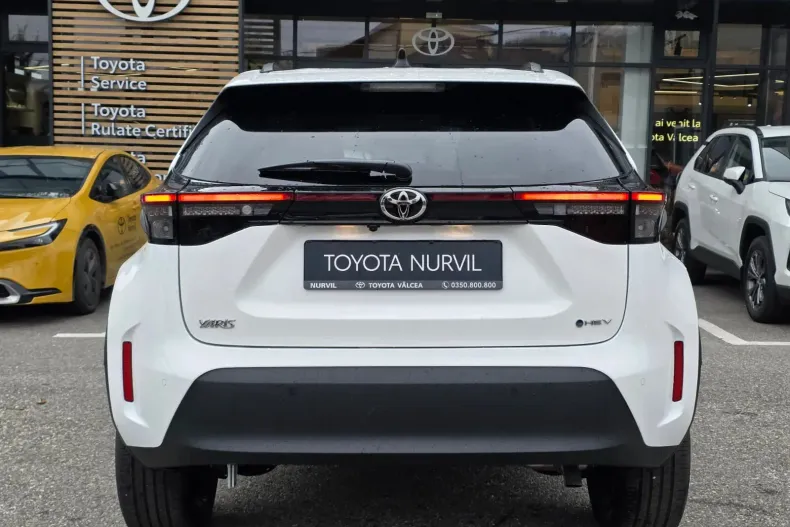 Toyota Yaris Cross din 2025 cu 2.000 km - oferta TOY153724 - foto 4