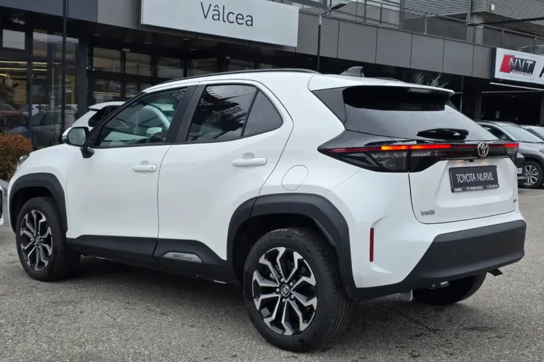 Toyota Yaris Cross din 2025 cu 2.000 km - oferta TOY153724 - foto 6