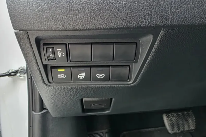 Toyota Yaris Cross din 2025 cu 2.000 km - oferta TOY153724 - foto 12