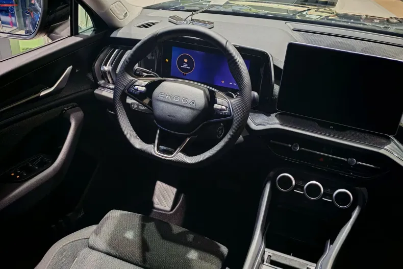 Skoda Kodiaq din 2025 cu 5 km - oferta SKO153728 - foto 14