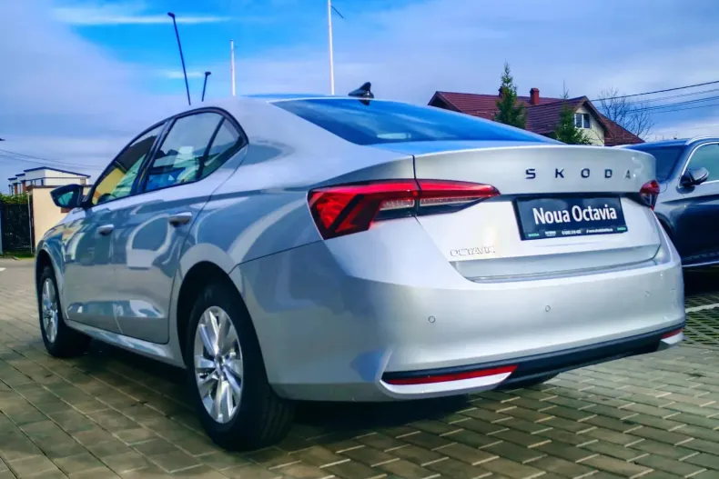 Skoda Octavia din 2025 cu 5 km - oferta SKO153729 - foto 5