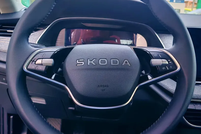 Skoda Octavia din 2025 cu 5 km - oferta SKO153729 - foto 14