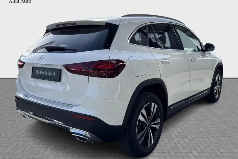 Mercedes-Benz GLA din 2024 cu 8 km - oferta MER153741 - foto 4