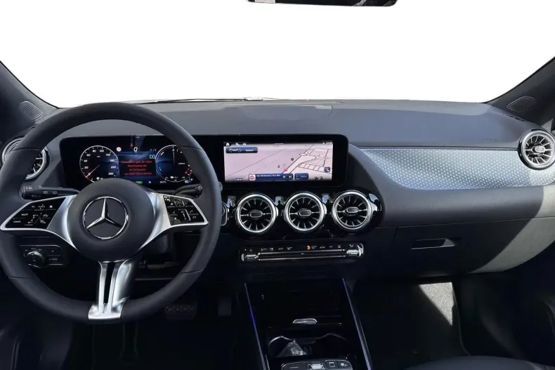 Mercedes-Benz GLA din 2024 cu 8 km - oferta MER153741 - foto 8