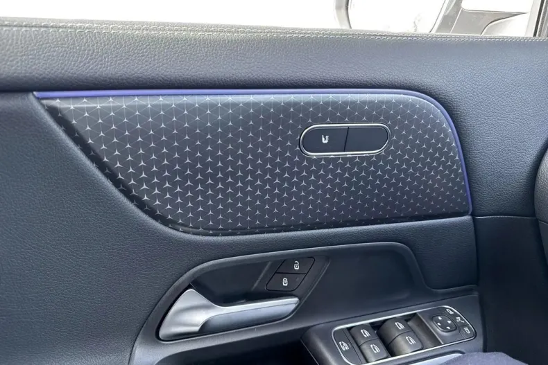 Mercedes-Benz GLA din 2024 cu 8 km - oferta MER153741 - foto 12