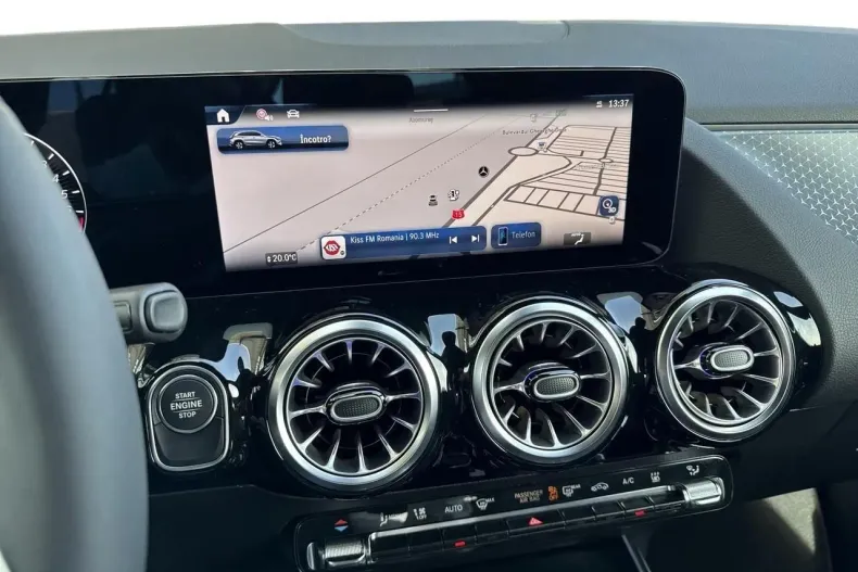 Mercedes-Benz GLA din 2024 cu 8 km - oferta MER153741 - foto 13