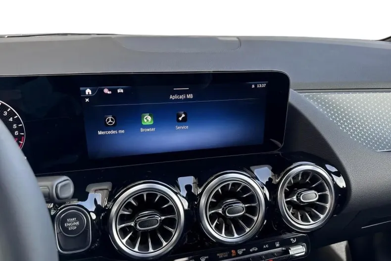 Mercedes-Benz GLA din 2024 cu 8 km - oferta MER153741 - foto 15