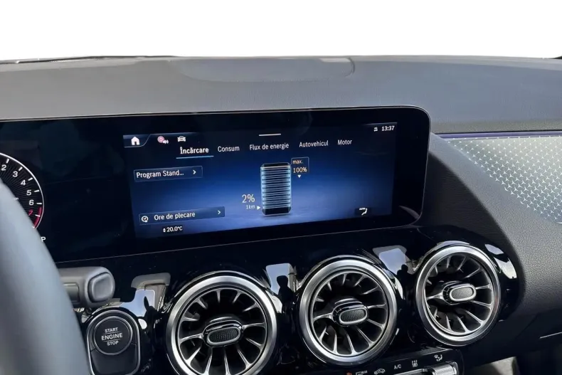 Mercedes-Benz GLA din 2024 cu 8 km - oferta MER153741 - foto 17