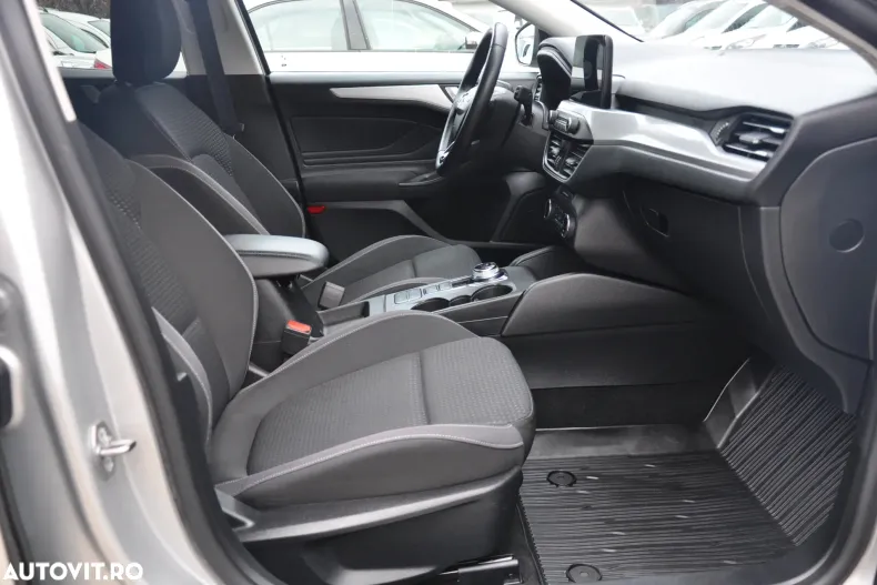 Ford Focus din 2019 cu 156.925 km - oferta FOR153750 - foto 8