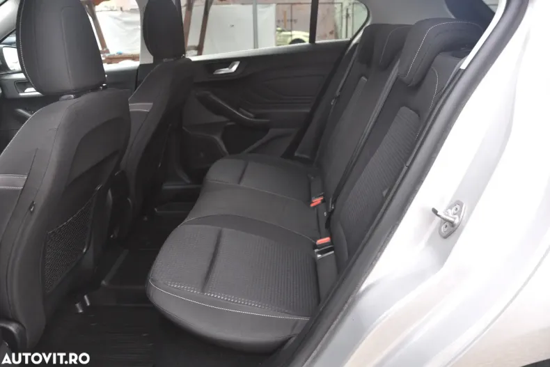 Ford Focus din 2019 cu 156.925 km - oferta FOR153750 - foto 11