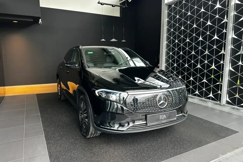 Mercedes-Benz EQA din 2025 cu 7 km - oferta MER153757 - foto 2