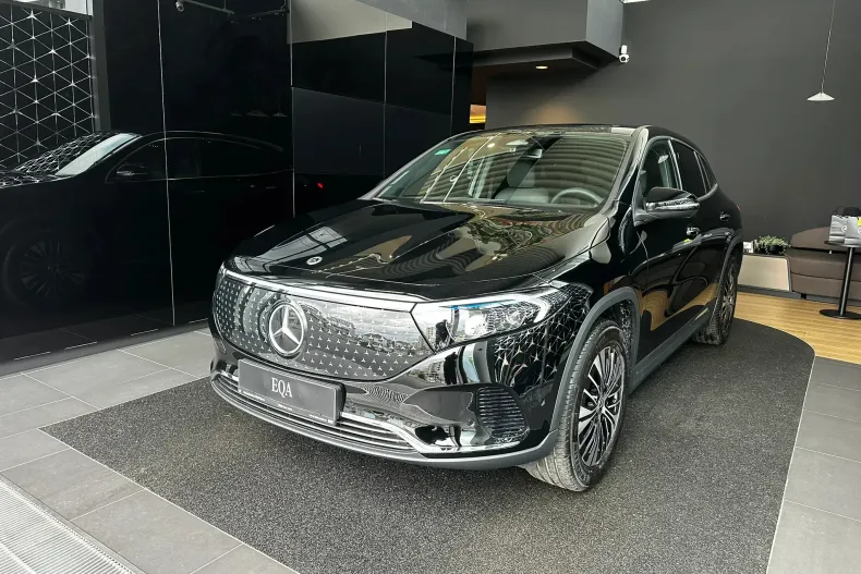 Mercedes-Benz EQA din 2025 cu 7 km - oferta MER153757 - foto 3