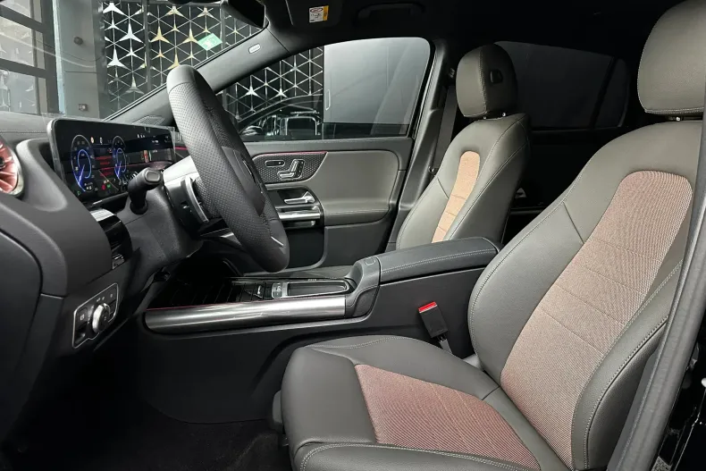 Mercedes-Benz EQA din 2025 cu 7 km - oferta MER153757 - foto 6