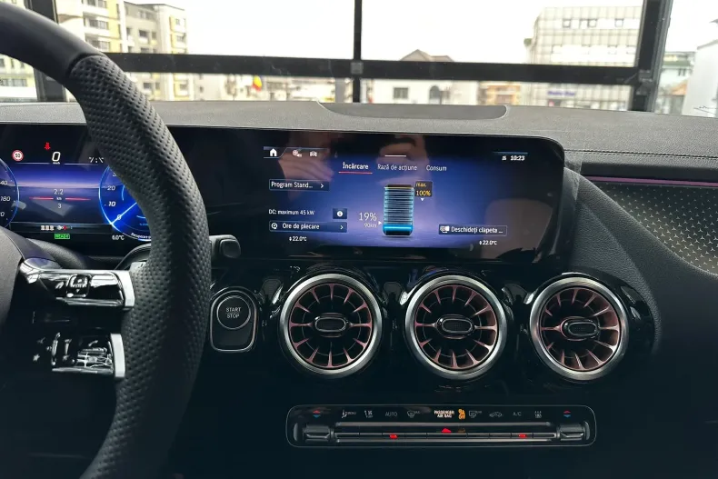 Mercedes-Benz EQA din 2025 cu 7 km - oferta MER153757 - foto 15