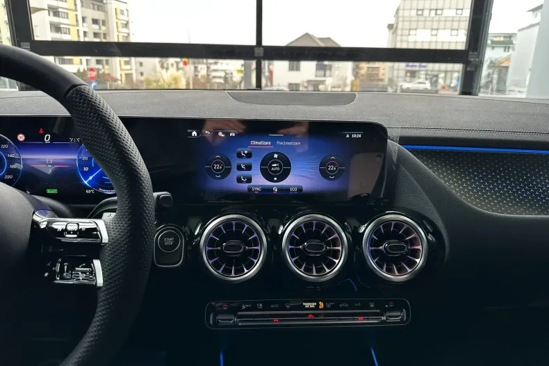 Mercedes-Benz EQA din 2025 cu 7 km - oferta MER153757 - foto 17