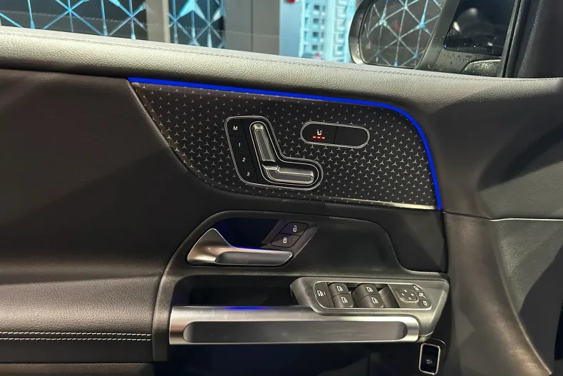 Mercedes-Benz GLB din 2025 cu 9 km - oferta MER153758 - foto 8