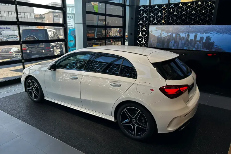 Mercedes-Benz A din 2024 cu 11.100 km - oferta MER153761 - foto 4
